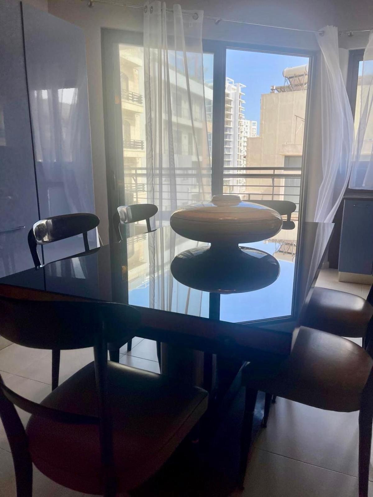 Aron Seaviews Apartment Sliema Luaran gambar